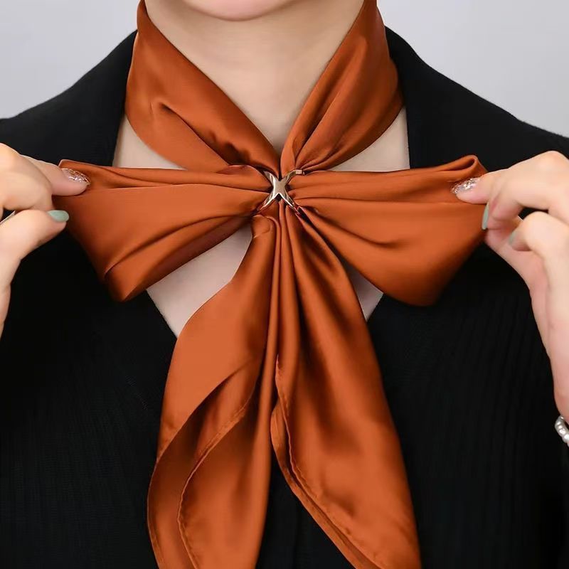 X-Shaped Scarf Clips - Elegant - Useful Tech Accessories recension och pris