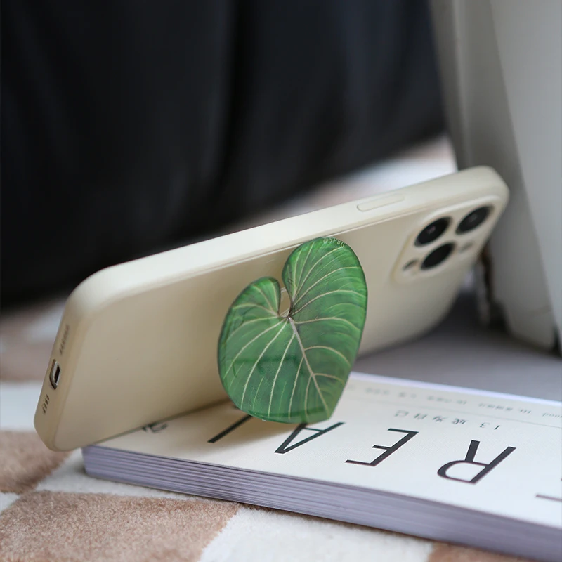 Glossy Simulation Leaf Phone H - Tech Accessories Phone recension och pris